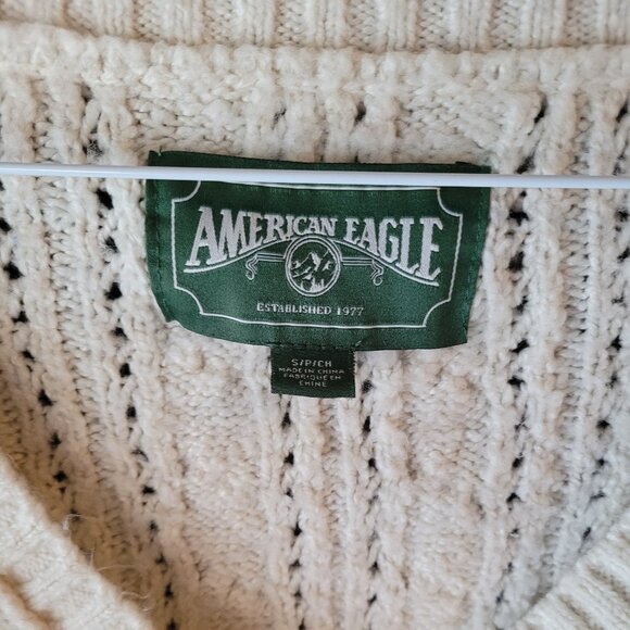 American Eagle Sweater - Picture 3 of 3